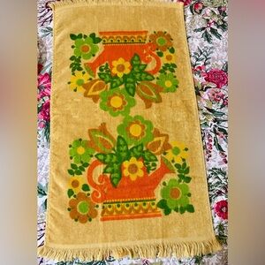 Vintage Floral Hand Towel with Fringe